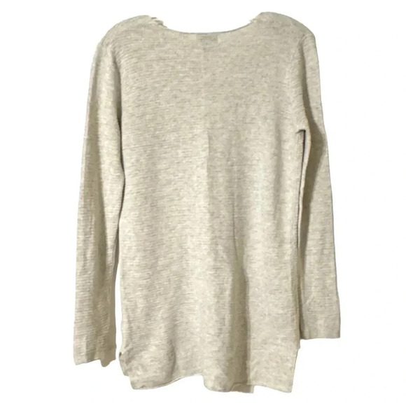 Old Navy V-Neck Pullover Sweater Size Medium - Picture 2 of 4